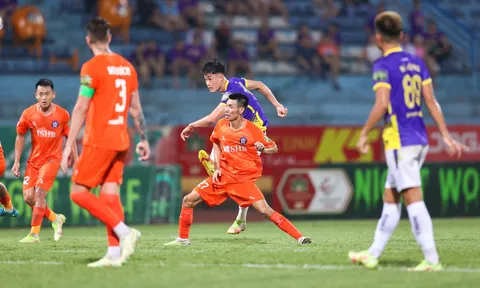 V-League sắp được nâng tầm bởi UEFA