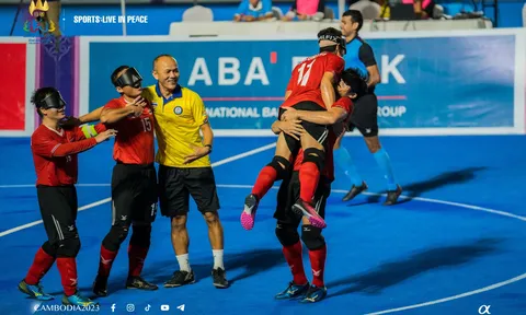 Thái Lan thắng 4-0, giành HCV bóng đá trên đất Campuchia