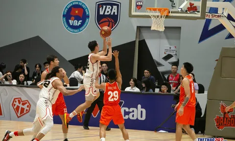 Thang Long Warriors kết liễu "Rồng Sông Hàn" ở trận ra quân VBA 2023