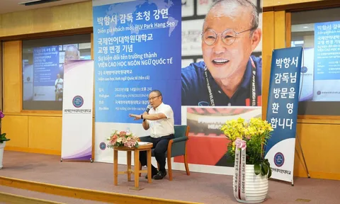 HLV Park làm 'người đặc biệt' khi nhắc về thời dẫn dắt ĐT Việt Nam