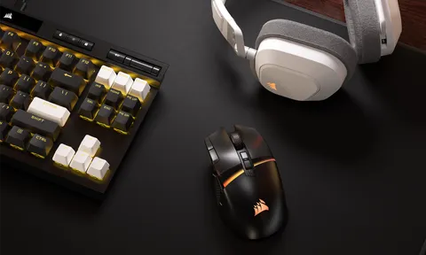 Khai phá mọi khả năng – CORSAIR mở bán chuột chơi game DARKSTAR WIRELESS hoàn toàn mới