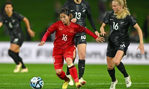 'Kante' Dương Thị Vân: Bông hoa nở muộn, từng bị từ chối và muốn bỏ bóng đá để lấy chồng