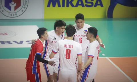 Khổng lồ 1m98 Philippines hơn 20 lần 'đập bóng như búa bổ' xuống sân Thái Lan