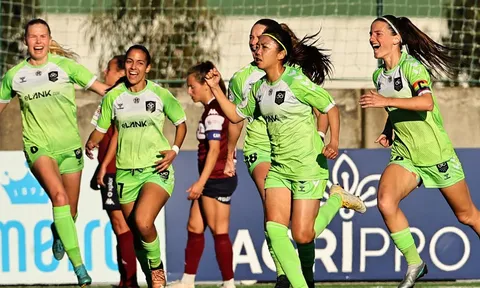 Lank FC của Huỳnh Như gặp 'biến' lớn, nợ lương nhiều cầu thủ nữ