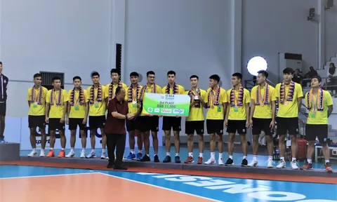 Bóng chuyền nam Việt Nam giành HCĐ chặng 1 SEA V.League 2023