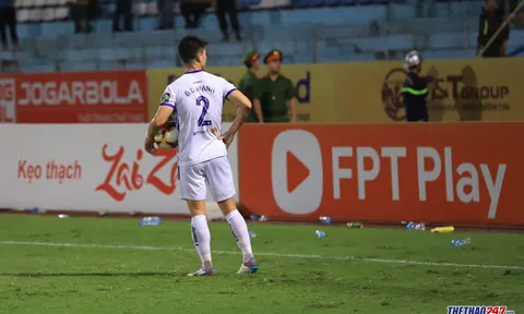 VFF phạt nặng Nam Định, Hà Nội FC vì sự cố CĐV 'làm loạn'