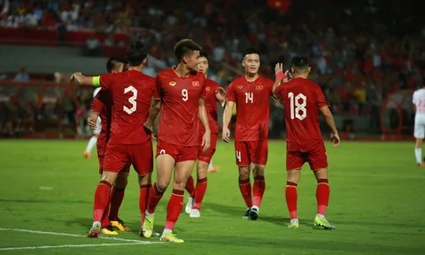 HLV Troussier công bố danh sách ĐTVN đấu Palestine