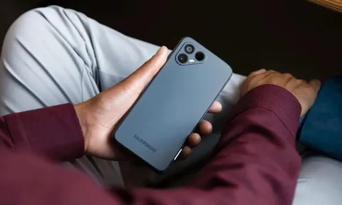 Kẻ hủy diệt iPhone 14 Pro Max lộ diện: Cụm camera độc đáo, màn to, giá rẻ hơn Galaxy S23 Ultra