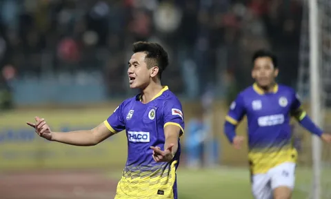 'Đại gia V-League' chi đến chục tỷ để có được công thần của Hà Nội