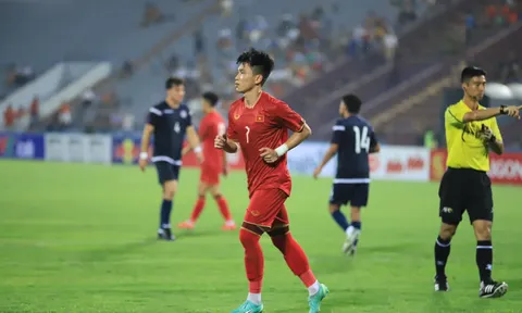 CAHN chia tay sao trẻ U23 Việt Nam