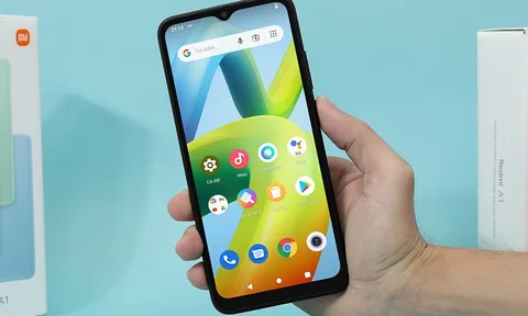 Cầm 1.7 triệu mua ngay chiếc điện thoại Xiaomi có mặt lưng bằng da cao cấp, màn to hơn Galaxy S23