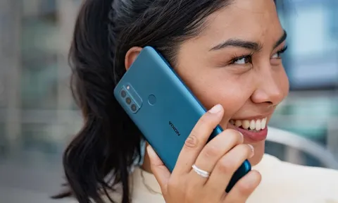 Điện thoại Nokia giá rẻ bằng 1/10 iPhone 15 vẫn có màn hình lớn, cụm 3 camera cao cấp, pin trâu
