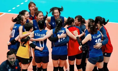 Bóng chuyền nữ Việt Nam sáng cửa vào bán kết ASIAD 19