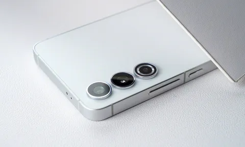 Dòng Galaxy S24 sẽ có ‘điểm đáng tiền’ như dòng iPhone 15, thiết kế được nâng cấp