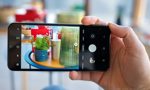 Giá Galaxy A23 5G giảm mạnh, rẻ bằng 1/4 Galaxy S23 Plus, thiết kế thời thượng, tính năng xịn sò