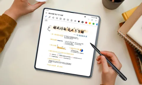 Kẻ hủy diệt Galaxy Z Fold5 ra mắt: Thiết kế siêu mỏng nhẹ, hỗ trợ bút cảm ứng, giá từ 23 triệu