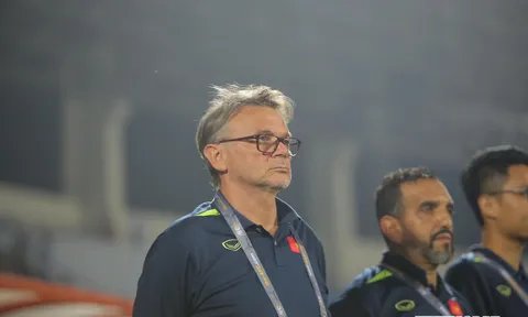 HLV Troussier từng có mối lương duyên 'hụt' với ĐT Hàn Quốc