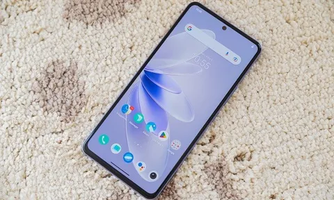 Vua Android tầm trung ra mắt bản mới, màn to hơn Galaxy S23 Plus, chụp chân dung ấn tượng