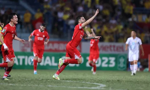 CAHN 'hút máu' tiền đạo ngoại binh từ đối thủ cạnh tranh vô địch V-League