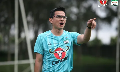 HLV Kiatisak nói gì khi CLB HAGL đổi tên và có nhà tài trợ mới?