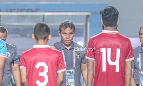 HLV Indonesia: 'Messi, Ronaldo cũng hồi hộp như chúng tôi'