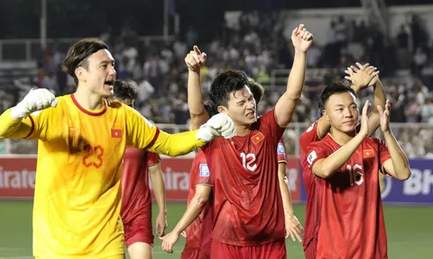 'Trụ cột tương lai' của ĐT Việt Nam được trao trọng trách mới
