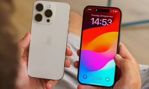 Giá iPhone 15 Pro giảm hấp dẫn đầu tháng 12, được khách Việt ưa chuộng hơn hẳn Galaxy S23 Ultra