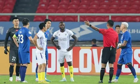 Cầu thủ Hà Nội FC nói gì sau án phạt của LĐBĐ châu Á?