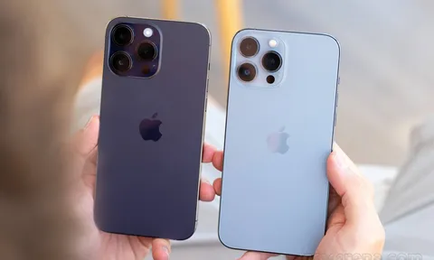 Giá iPhone 14 Pro Max giảm hấp dẫn giữa tháng 12, giá rẻ bất ngờ khiến Galaxy S23 Ultra ‘run rẩy’