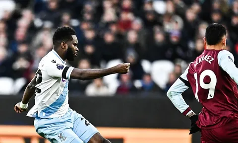 Lịch thi đấu bóng đá hôm nay 21/12: NHA, La Liga tranh tài