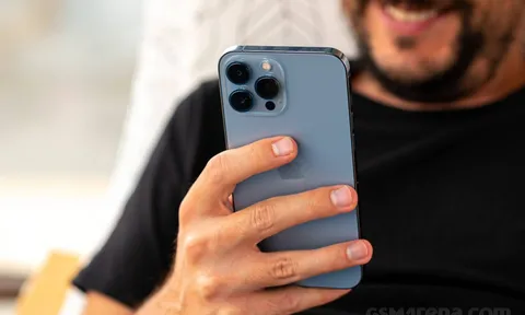Giá iPhone 13 Pro Max giảm cực rẻ đầu năm 2024, máy khỏe 3 cam xịn sò vẫn được chuộng hơn Galaxy S23 Ultra