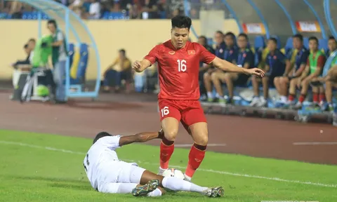 Bất ngờ với cái tên gây tranh cãi khi cùng ĐT Việt Nam dự Asian Cup