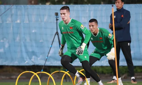 Nguyễn Filip chia sẻ về 'bạn cùng phòng' ở ĐT Việt Nam