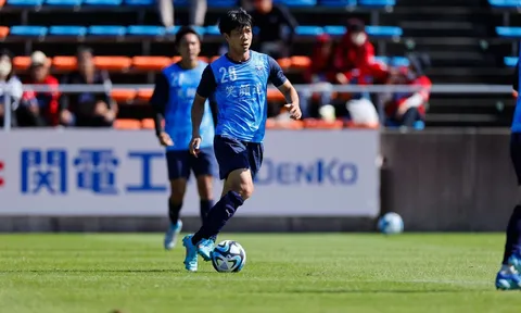 Công Phượng ký hợp đồng mới với CLB Yokohama