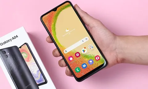 Galaxy A04 giá chỉ từ 2.6 triệu vẫn có màn to mãn nhãn, camera xịn chẳng kém Galaxy S23