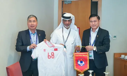 ĐT Việt Nam gây ấn tượng mạnh với quan chức lớn của Asian Cup