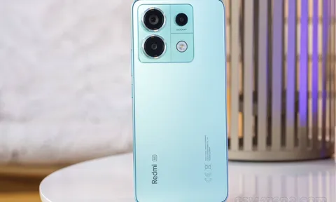 Mở hộp Xiaomi Redmi Note 13 Pro 5G: Điện thoại tầm trung tính năng xịn chẳng kém Galaxy S23 Ultra