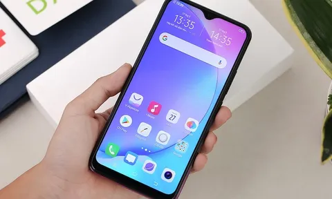 Vua điện thoại giá rẻ Nokia C32 đại hạ giá đón Tết Nguyên đán 2024, vẫn là chiến binh bền bỉ nhất nhì phân khúc