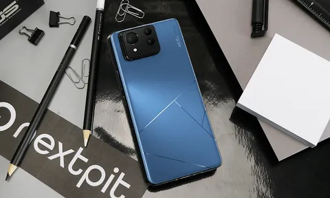 ASUS ZenFone 11 Ultra lộ diện: Hiệu năng khủng, màn hình siêu lớn đối đầu Galaxy S24 Ultra