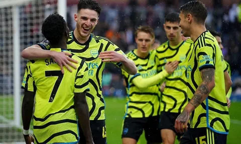 Lịch thi đấu bóng đá hôm nay 21/2: Sôi động Champions League