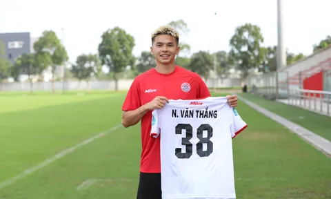 Sao trẻ Việt kiều Mỹ làm đồng đội tuyển thủ U23 Việt Nam