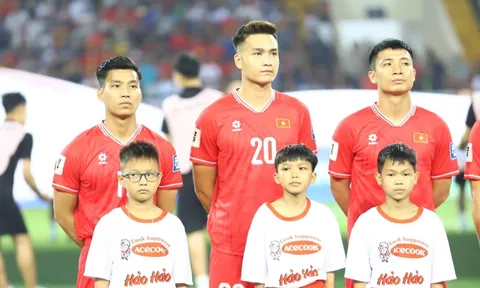 Trung vệ ĐT Việt Nam làm hành động khiến CĐV Indonesia phát sốt