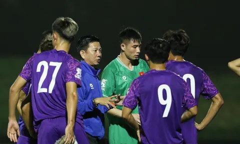 Hé lộ đội hình đá chính cực lạ của U23 Việt Nam