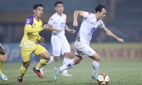 Văn Toàn ký hợp đồng 3 năm với Hà Nội FC