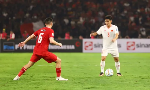 Trò cưng của HLV Troussier báo tin không thể buồn hơn