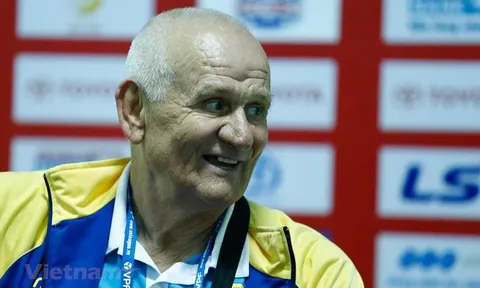 HLV vô địch cúp C1 châu Âu quay lại dẫn dắt Thanh Hóa ở V-League 2021