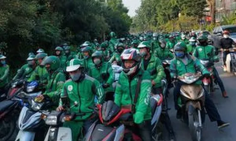 Tài xế Grab bike tắt ứng dụng: Grab nói gì?