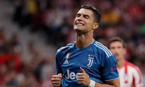 Vận đen lơ lửng trên đầu Ronaldo trước trận đại chiến Messi
