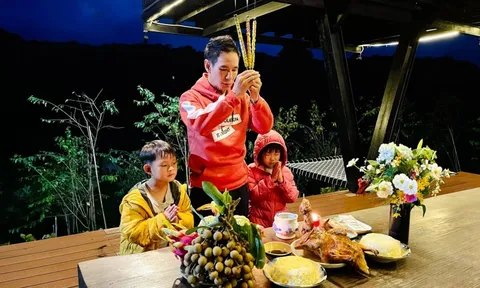 Lý Hải và nhiều nghệ sĩ làm lễ cúng Tổ ở nhà
