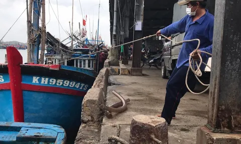Khánh Hòa còn 83 tàu với 773 ngư dân đang hoạt động trên biển